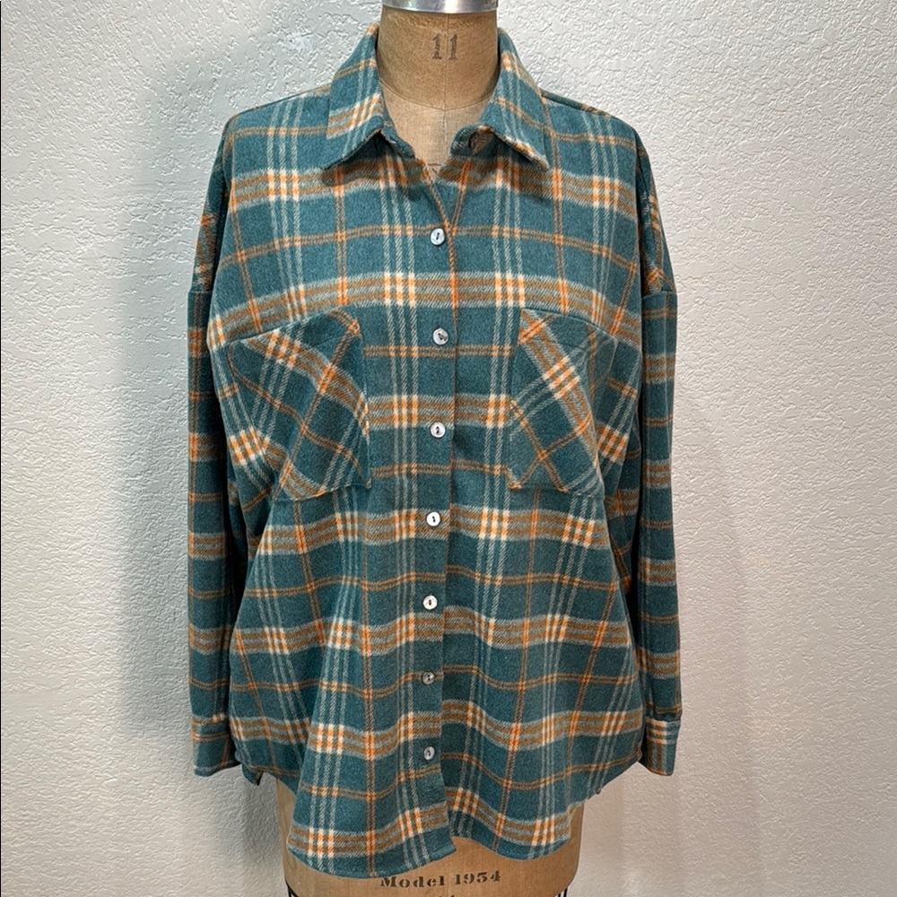 She + Sky Women‎ M Plaid Button-Up Shacket With Pockets in Green Orange Top NWT